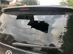 Vw Rountan 2014 Back Glass Available We Deliver
