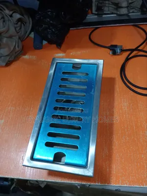 High Quality Anti-Rust 20 Cm Floor Drains