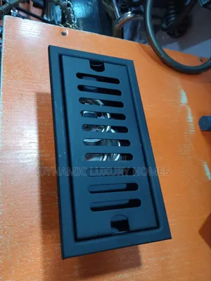 Luxury Square Black 20 Cm Floor Drains