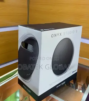 Onyx Studio 9