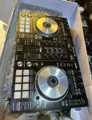 Pioneer DDJ Sr2 Dj Controller