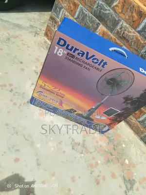 The New 5blade + 2led Bulb Duravolt 18" Rechargeable "S" Fan