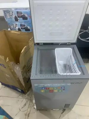 Neatly New Skyrun Bd-90a Chest Freezer Fridge - Works Perfec