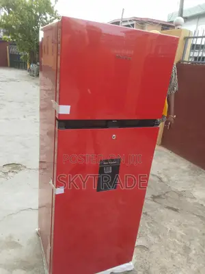 Hisense 2in1 205l Refrigerator With Double Door