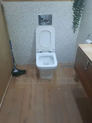 Seat on the Floor Conceal Wc