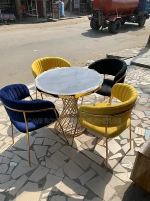 Classic Unique Design By 4 Seaters Dinning