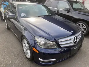Mercedes-Benz C300 2013 Blue