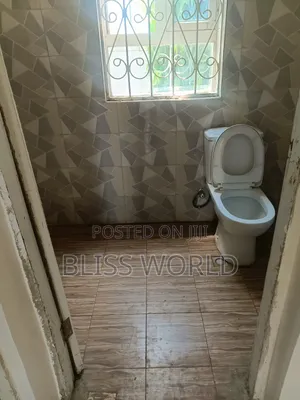 5bdrm Duplex in Utako for rent