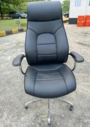 Standard Quality Leather Office Chair.
