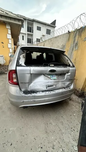 Ford Edge 2010 Front and Back Glass We Deliver