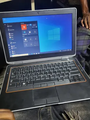 Laptop Dell Latitude 11 5175 4GB Intel Core I5 HDD 500GB