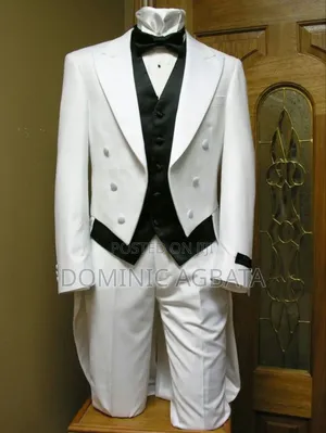 Penchant Tail Suit