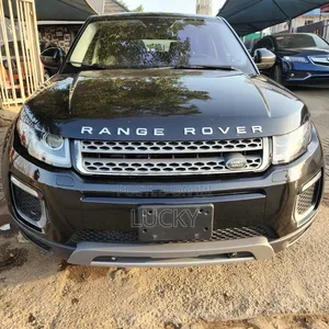 Land Rover Range Rover Evoque SE 4x4 5-Door 2017 Black
