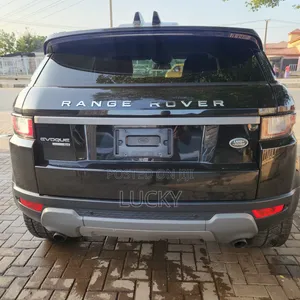 Land Rover Range Rover Evoque SE 4x4 5-Door 2017 Black