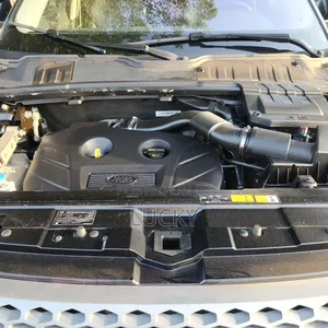Land Rover Range Rover Evoque SE 4x4 5-Door 2017 Black