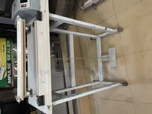 Pedal Sealing and Cutting Machine