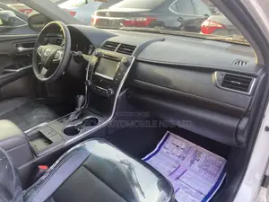 Toyota Camry 2017 White