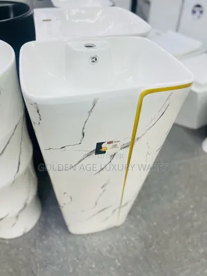 Carrara White Standing Basin With Gold Line