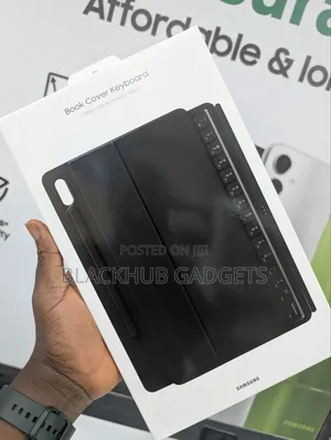 Samsung Tab S8/S7 Keyboard Pouch 
Brand New