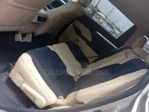 Toyota Highlander 2017 Gold