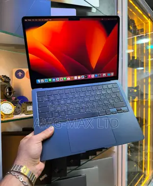 Laptop Apple MacBook Air 2022 M2 16GB Apple M2 SSD 512GB