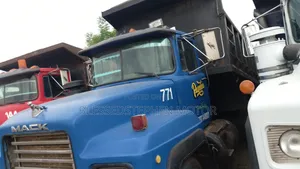 Rd Mack Tipper Truck