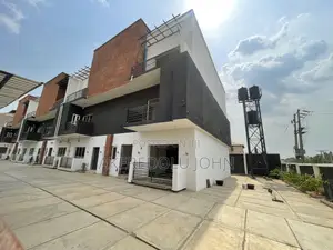4bdrm Townhouse / Terrace in Mabushi for rent