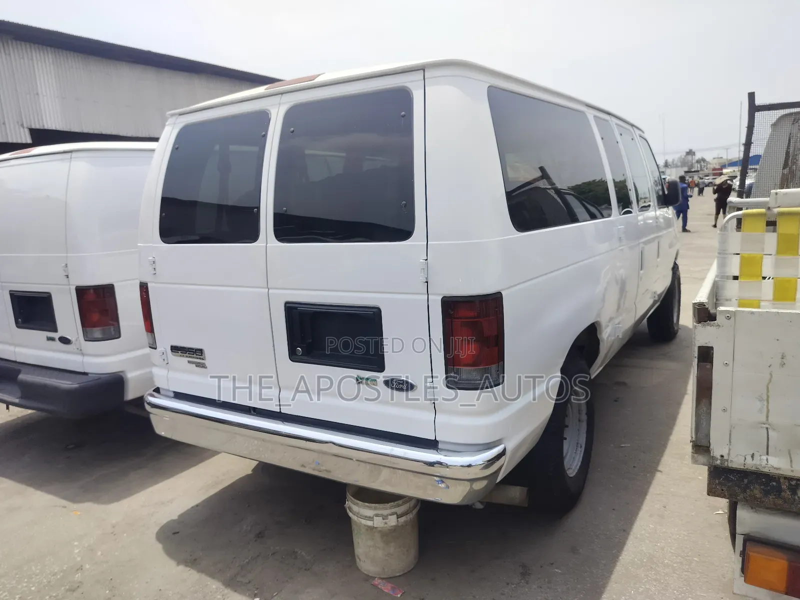 Ford E350 2013 White