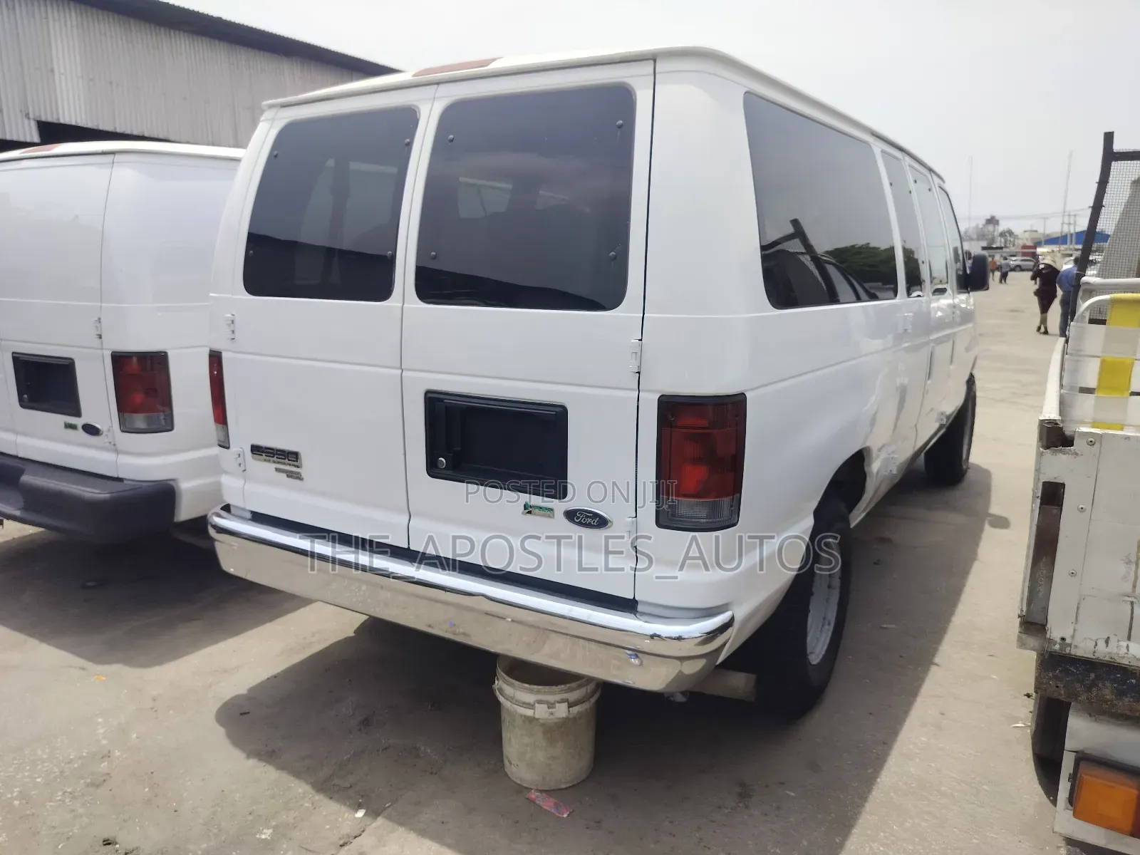 Ford E350 2013 White