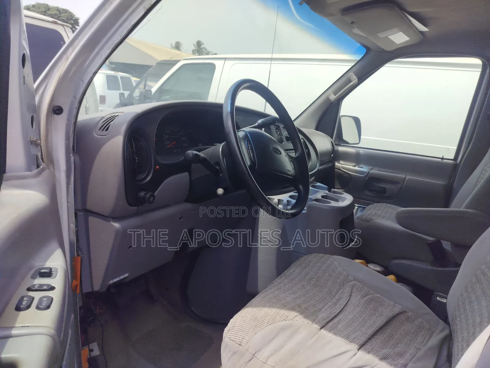Ford E250 2006 Silver