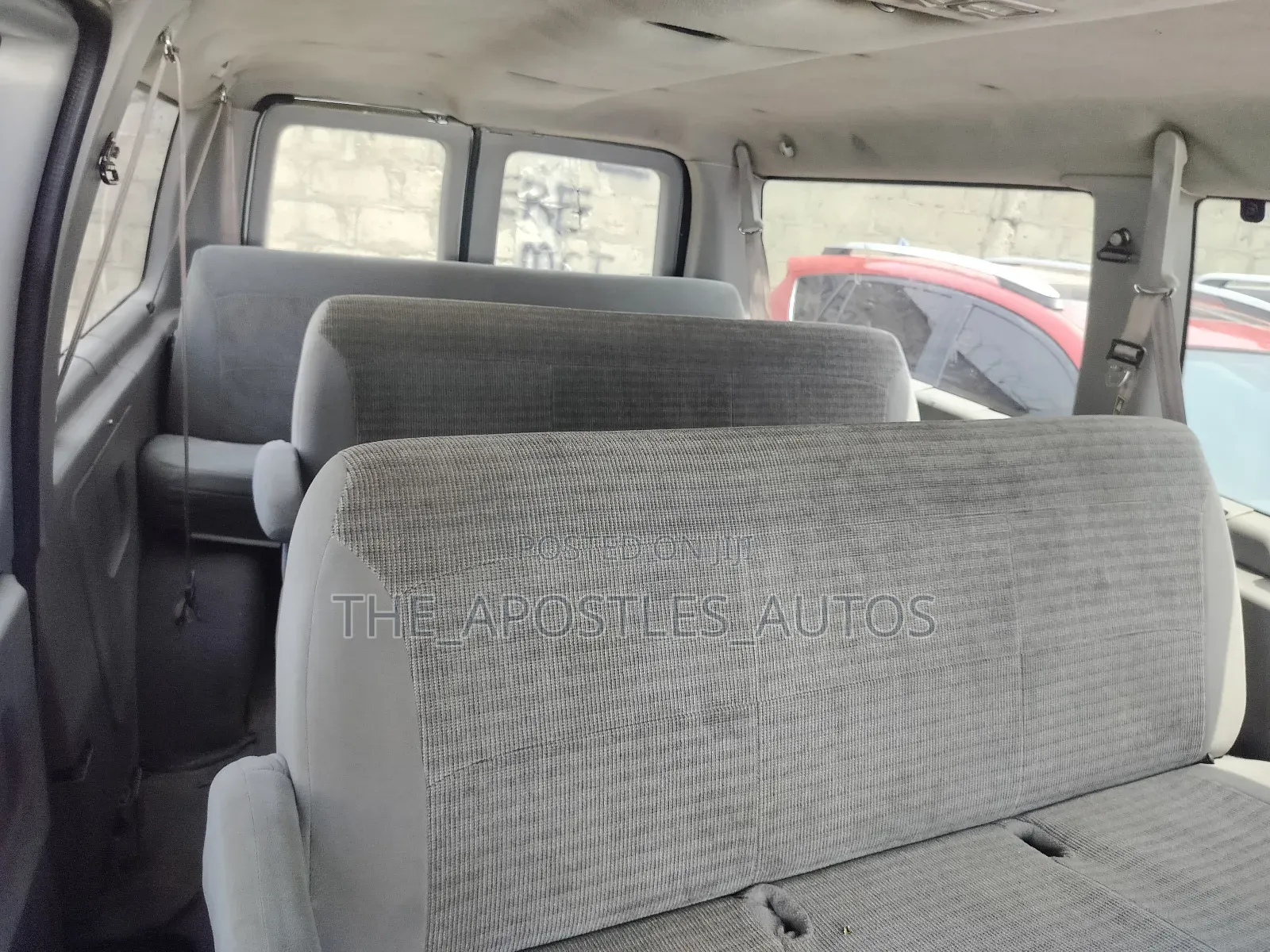 Ford E250 2006 Silver