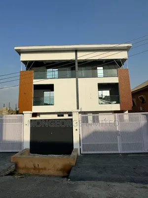 5bdrm Duplex in Ikeja for sale