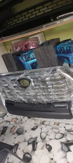 Toyota Tundra(2020-2024)Front Bumper.