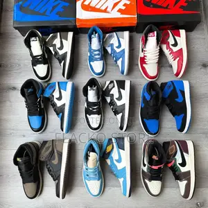Original Air Jordan 1 Retro Hightop Sneakers