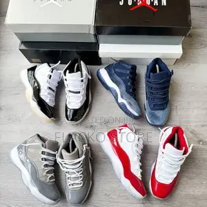 Original Air Jordan 11 Retro Sneakers