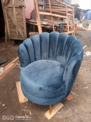 Single Chair
