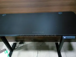 Office Electric Adjustable Height Desk.