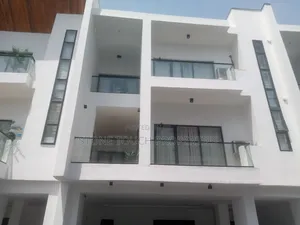 Furnished 4bdrm Townhouse/Terrace in Lekki Phase 1 for sale
