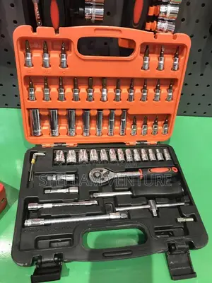 Socket Set 1⁄2" and 1⁄4" 94pcs