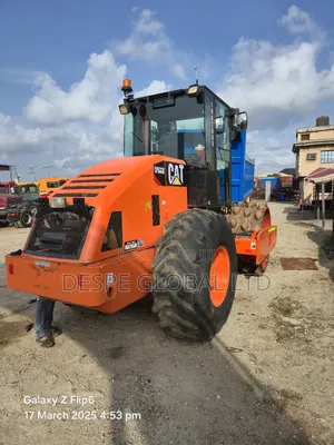 Caterpillar Padfoot Compactor Roller