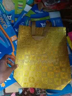 Damax Handbags (12pcs)