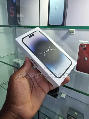 New Apple iPhone 14 Pro 256 GB Black