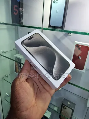 New Apple iPhone 15 Pro 256 GB Black