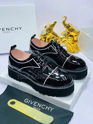 Men's Glossy Leather Flat Shoes