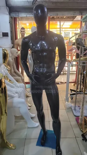 Faceless Huge Black Male Display Mannequin