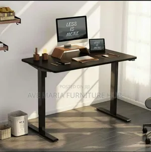Electric Adjustable Height Desk.