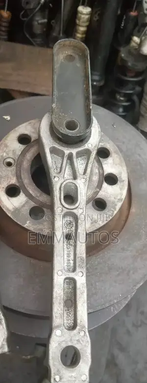 Engine Support Motor Mounts for Vw Tiguan