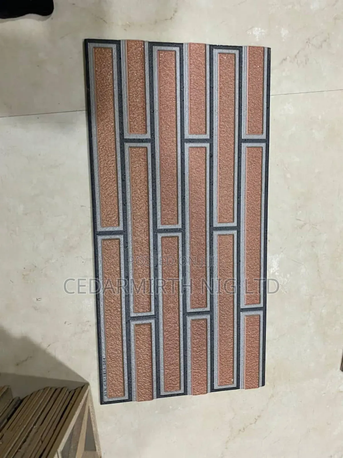 Wall Tile for Outside ( Cedar ) Jd