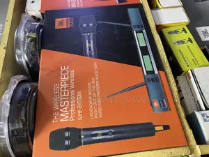 JBL Kmc8 Professional Wireless Microphone