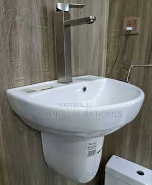 Quality Hanging White Wash Hand Basin With Pedestal